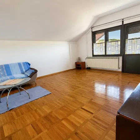 Apartman Nada Zunic Guest house