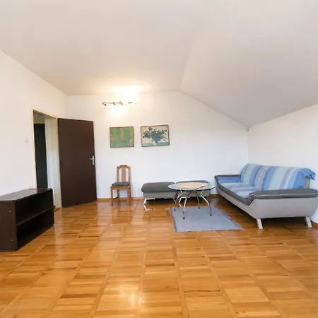 Apartman Nada Zunic Guest house Knin