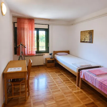 Apartman Nada Zunic Guest house Knin