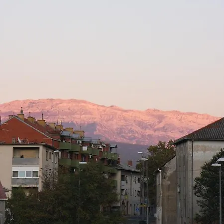 Guest house Apartman Nada Zunic Knin